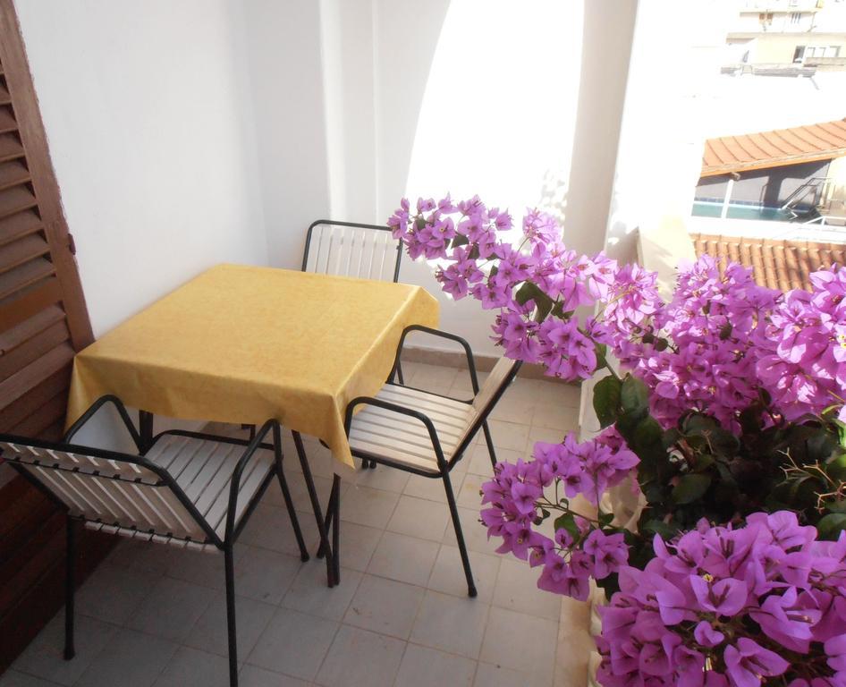 Apartments Kovacic Makarska Szoba fotó